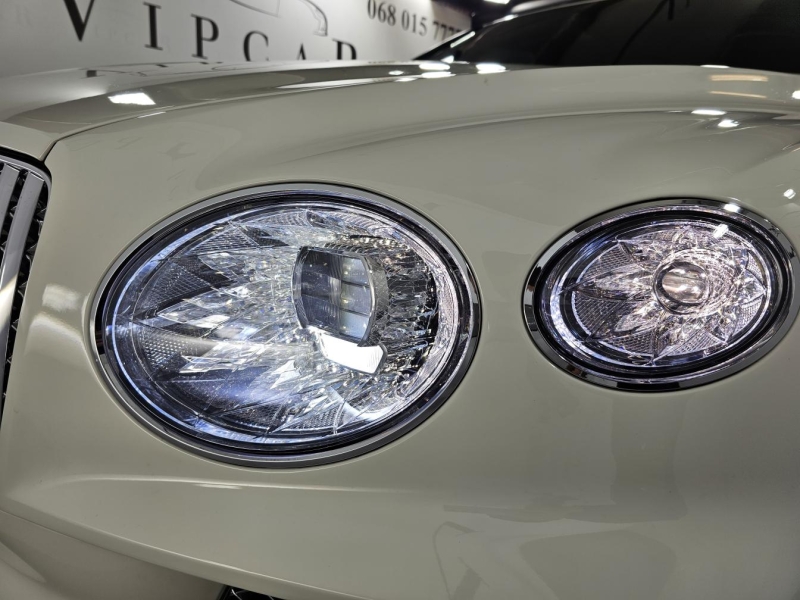 Купить Bentley Bentayga Hybrid гибрид 2021 id-1007611 в Киеве, Фото №44