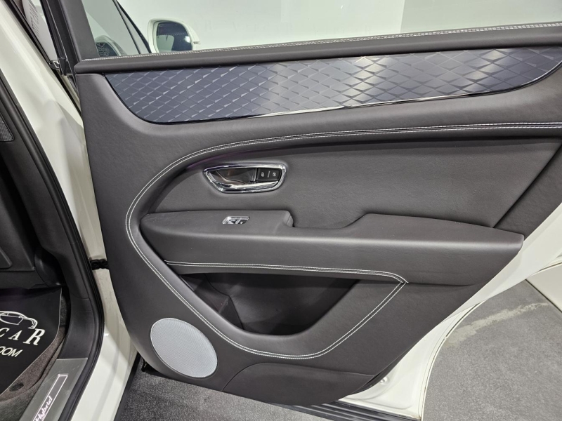 Купить Bentley Bentayga Hybrid гибрид 2021 id-1007611 в Киеве, Фото №12