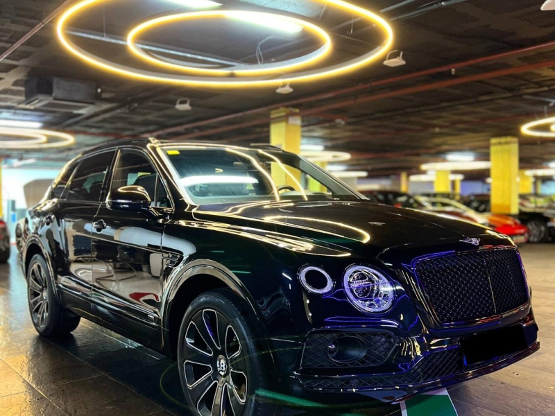 Купить Bentley Bentayga Design Series бензин 2019 id-1007645 в Киеве, Фото №2