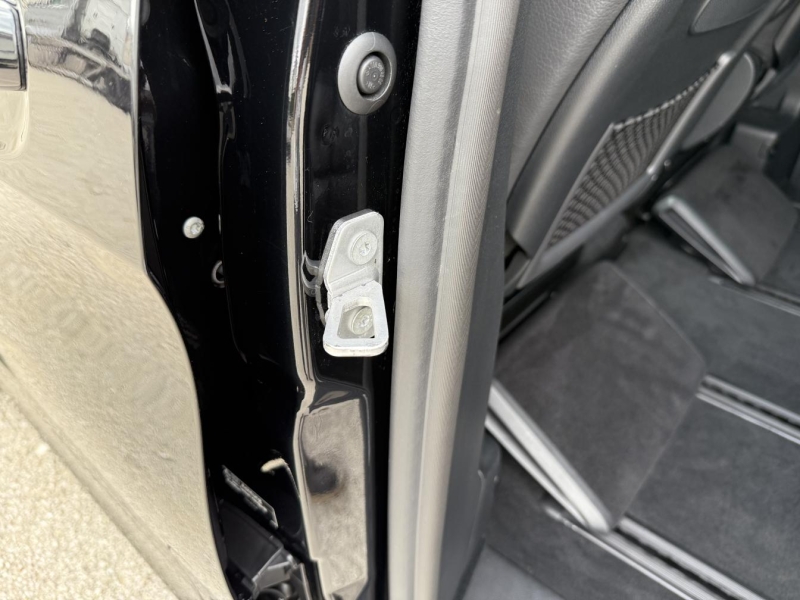 Купить Mercedes-Benz V 300D Extralong 4matic Guard B6 дизель 2025 id-1007726 в Киеве, Фото №25