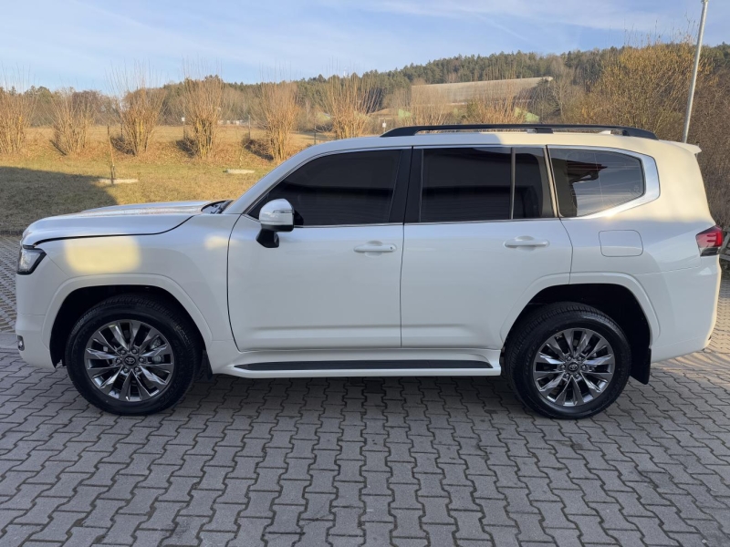 Toyota Land Cruiser 300 GUARD B6+ дизель 2025 id-1007725 Купить Toyota Land Cruiser 300 GUARD B6+ дизель 2025 id-1007725 в Киеве, Фото №8