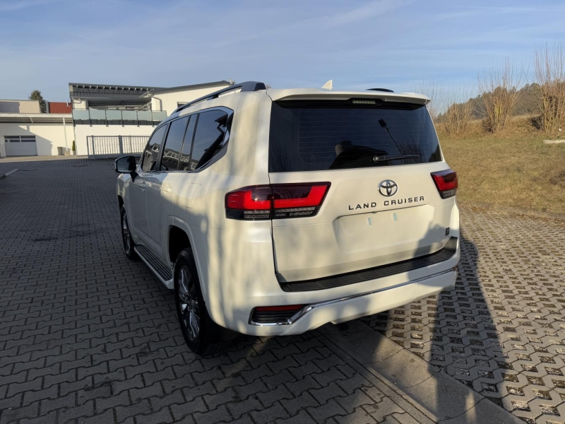 Toyota Land Cruiser 300 GUARD B6+ дизель 2025 id-1007725 Купить Toyota Land Cruiser 300 GUARD B6+ дизель 2025 id-1007725 в Киеве, Фото №4