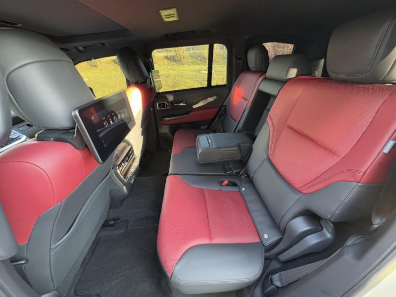 Toyota Land Cruiser 300 GUARD B6+ дизель 2025 id-1007725 Купить Toyota Land Cruiser 300 GUARD B6+ дизель 2025 id-1007725 в Киеве, Фото №36