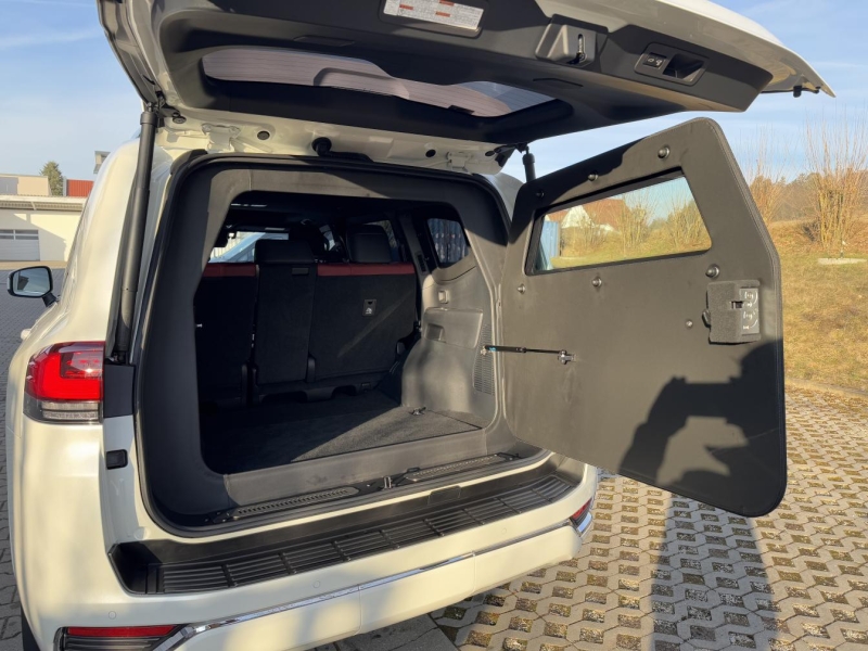 Toyota Land Cruiser 300 GUARD B6+ дизель 2025 id-1007725 Купить Toyota Land Cruiser 300 GUARD B6+ дизель 2025 id-1007725 в Киеве, Фото №38