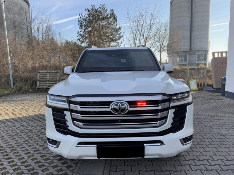 Купить Toyota Land Cruiser 300 GUARD B6+ дизель 2025 id-1007725 в Киеве, Фото №2
