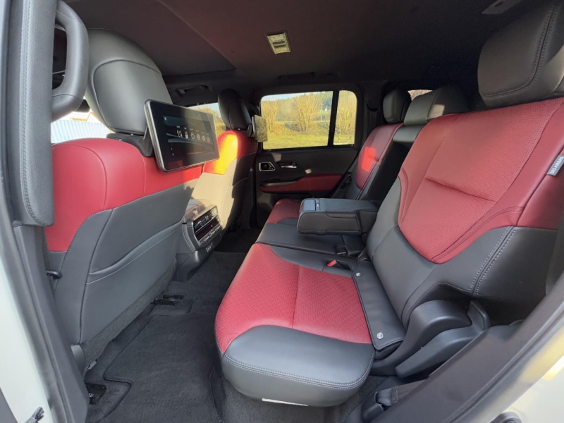 Купить Toyota Land Cruiser 300 GUARD B6+ дизель 2025 id-1007725 в Киеве, Фото №35