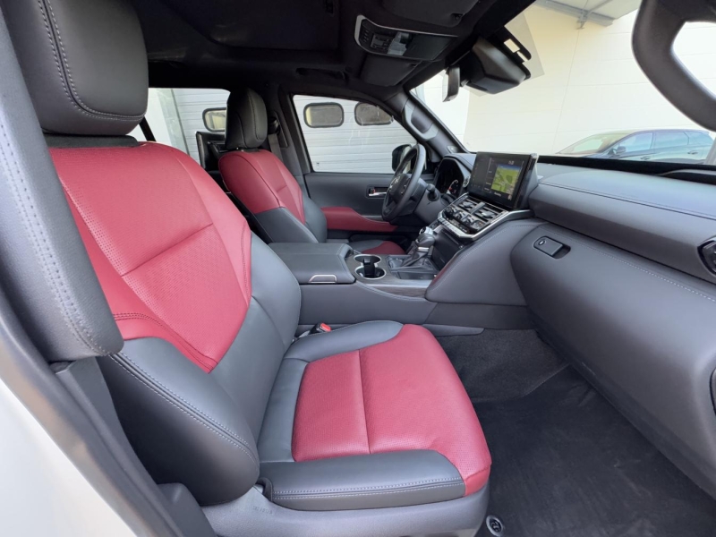 Купить Toyota Land Cruiser 300 GUARD B6+ дизель 2025 id-1007725 в Киеве, Фото №42