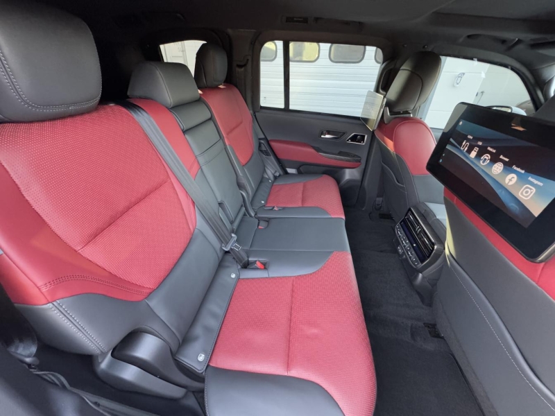 Купить Toyota Land Cruiser 300 GUARD B6+ дизель 2025 id-1007725 в Киеве, Фото №49