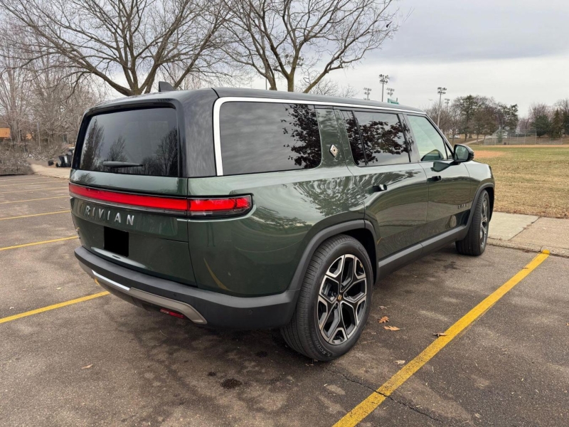 Купить Rivian R1S электро 1970 id-1007746 в Киеве, Фото №7