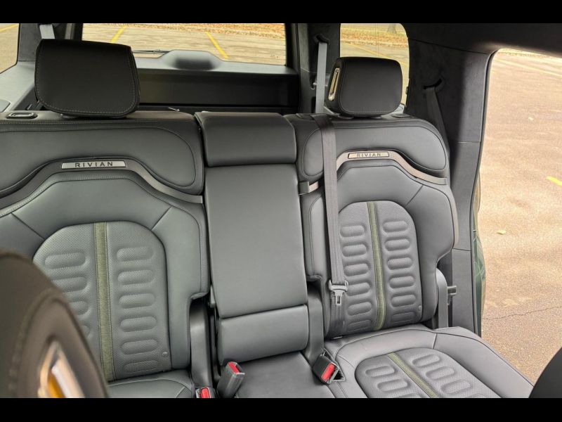 Купить Rivian R1S электро 1970 id-1007746 в Киеве, Фото №20