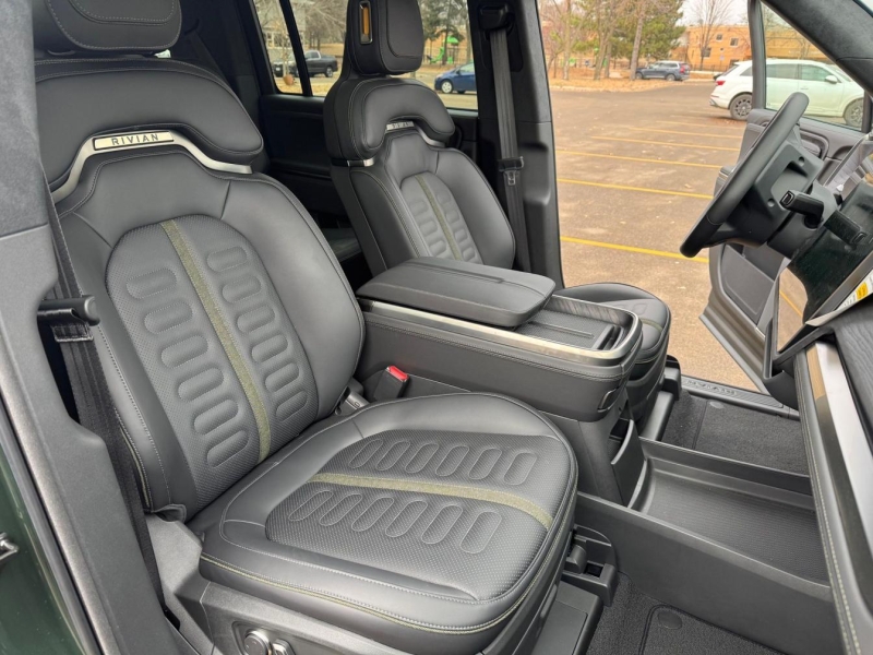 Купить Rivian R1S электро 2025 id-1007746 в Киеве, Фото №16