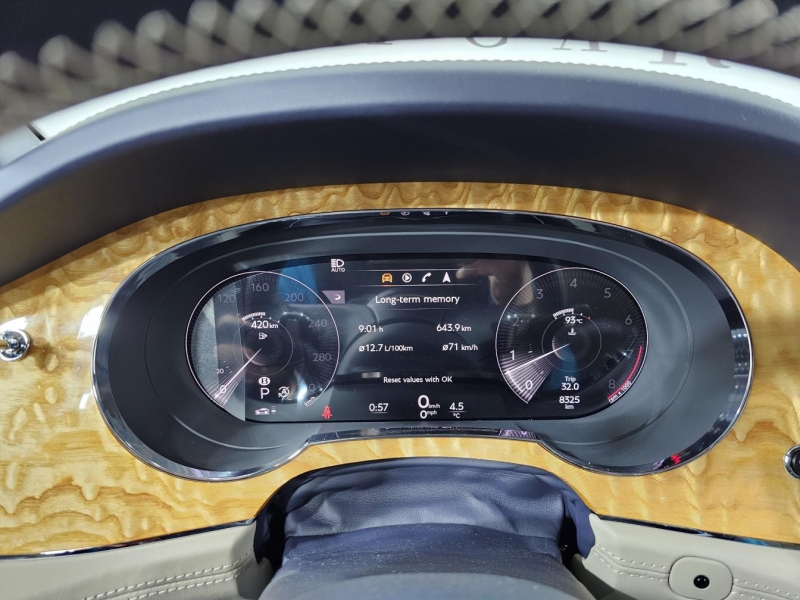 Купить Bentley Bentayga бензин 2022 id-1007766 в Киеве, Фото №32