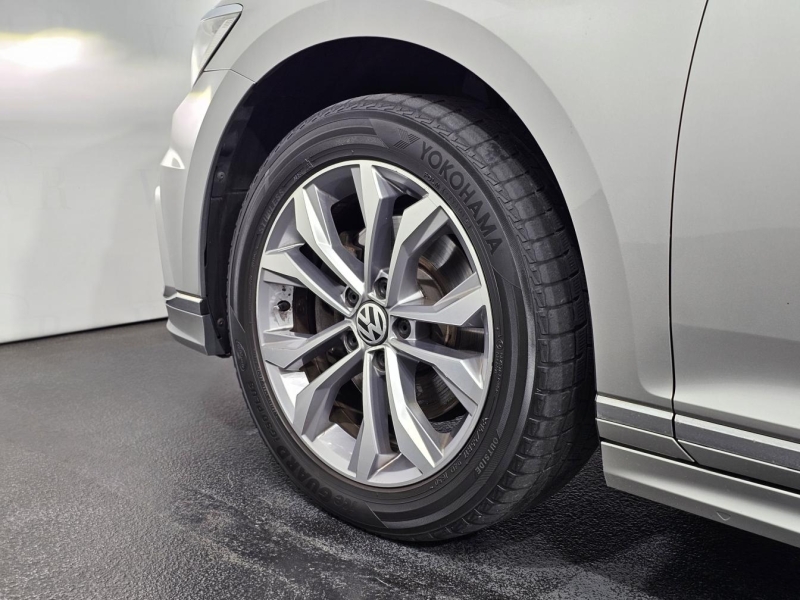 Volkswagen Passat B8 бензин 2015 id-1007809 Купить Volkswagen Passat B8 бензин 2015 id-1007809 в Киеве, Фото №40