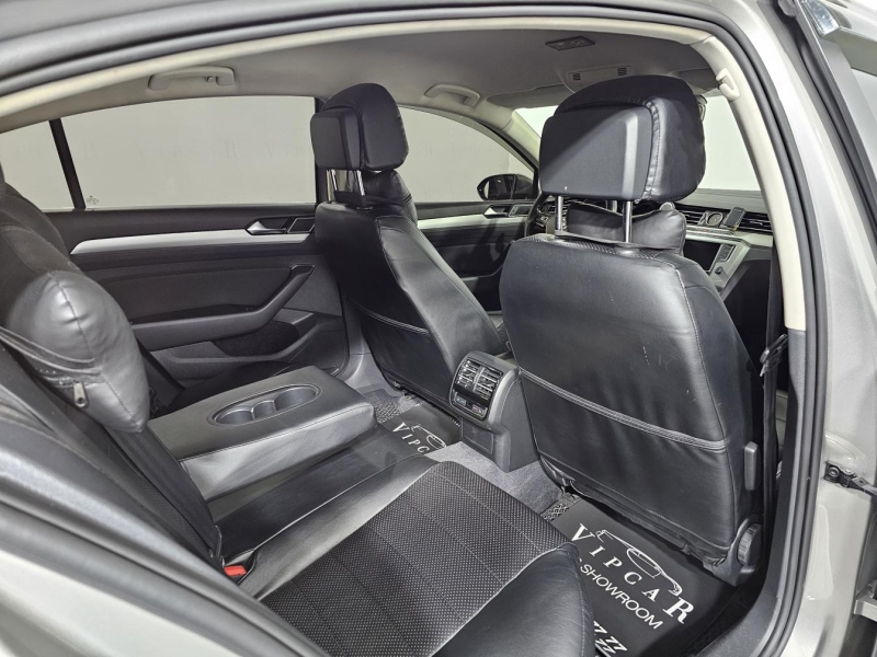 Volkswagen Passat B8 бензин 2015 id-1007809 Купить Volkswagen Passat B8 бензин 2015 id-1007809 в Киеве, Фото №14