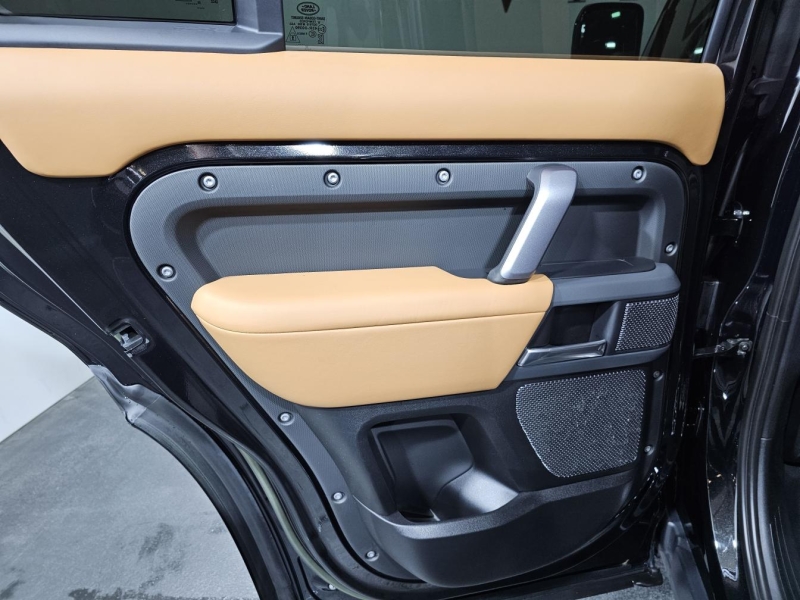 Купить Land-Rover Defender 110 X-Dynamic HSE дизель 2022 id-1007811 в Киеве, Фото №15