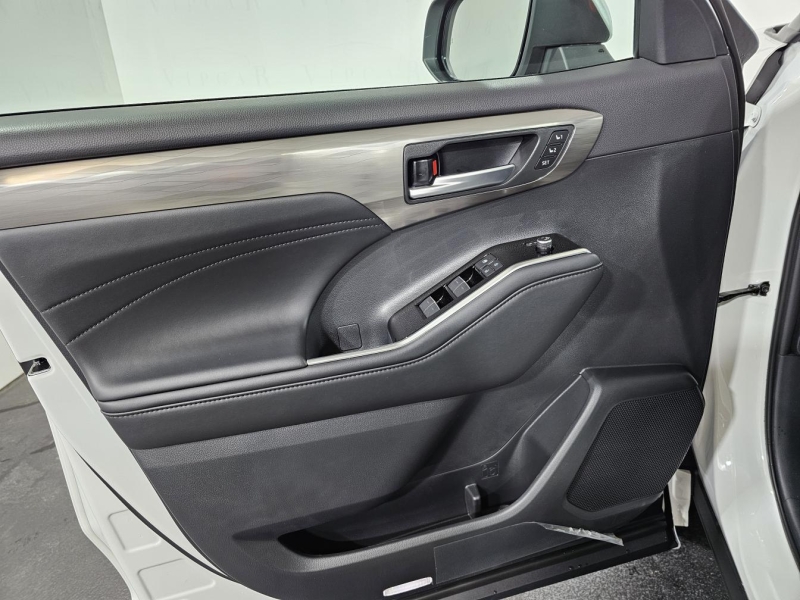 Купить Toyota Highlander AWD бензин 2024 id-1007820 в Киеве, Фото №29