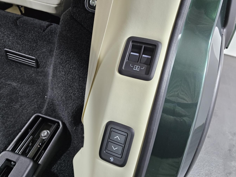 Купить Land-Rover Range-Rover LWB Autoboirgaphy бензин 2023 id-1007819 в Киеве, Фото №8