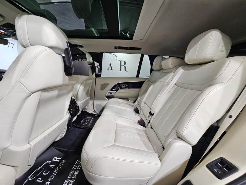 Купить Land-Rover Range-Rover LWB Autoboirgaphy бензин 2023 id-1007819 в Киеве, Фото №17