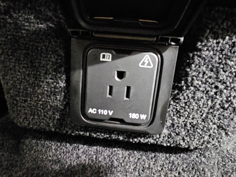 Купить Land-Rover Range-Rover LWB Autoboirgaphy бензин 2023 id-1007819 в Киеве, Фото №20