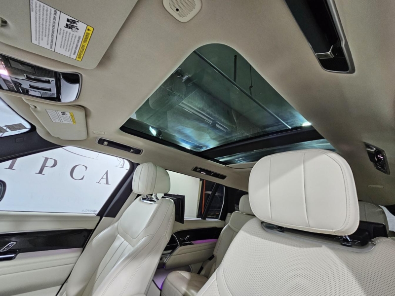 Купить Land-Rover Range-Rover LWB Autoboirgaphy бензин 2023 id-1007819 в Киеве, Фото №52