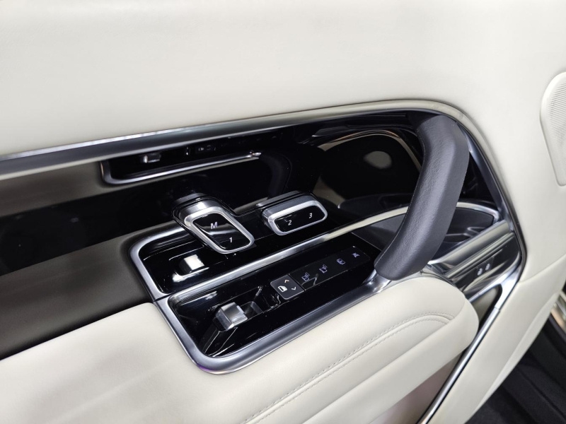 Land-Rover Range-Rover LWB Autoboirgaphy бензин 2023 id-1007819 Купить Land-Rover Range-Rover LWB Autoboirgaphy бензин 2023 id-1007819 в Киеве, Фото №16