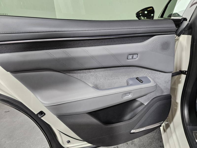 Купить Zeekr 001 электро 2024 id-1007821 в Киеве, Фото №13