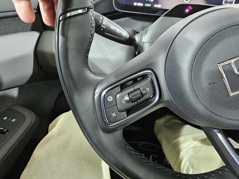 Купить Zeekr 001 электро 2024 id-1007821 в Киеве, Фото №39