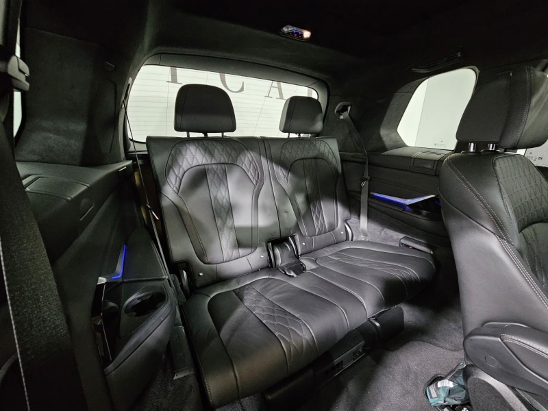 Купить BMW X7 M60i бензин 2022 id-1007832 в Киеве, Фото №8