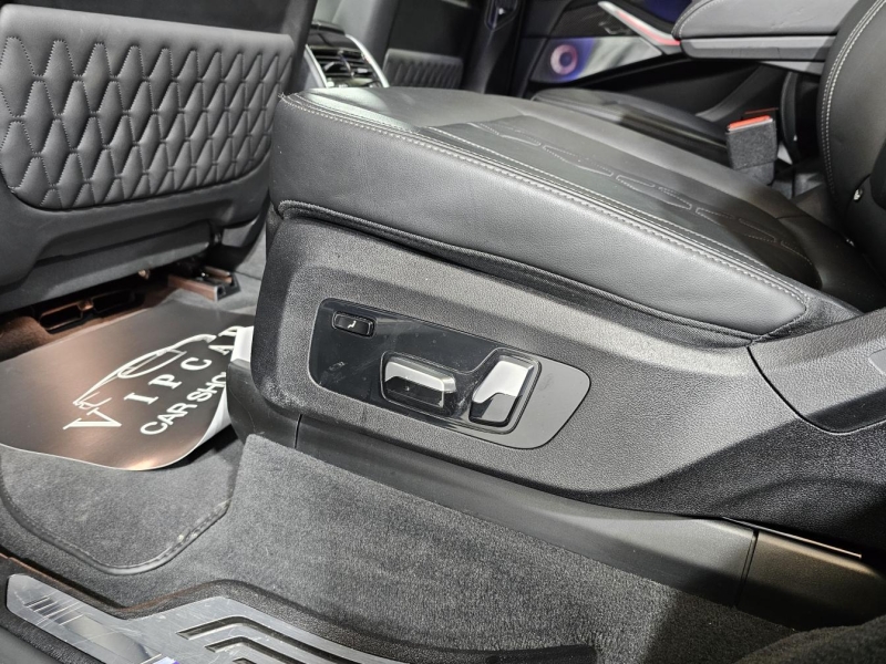 Купить BMW X7 M60i бензин 2022 id-1007832 в Киеве, Фото №17