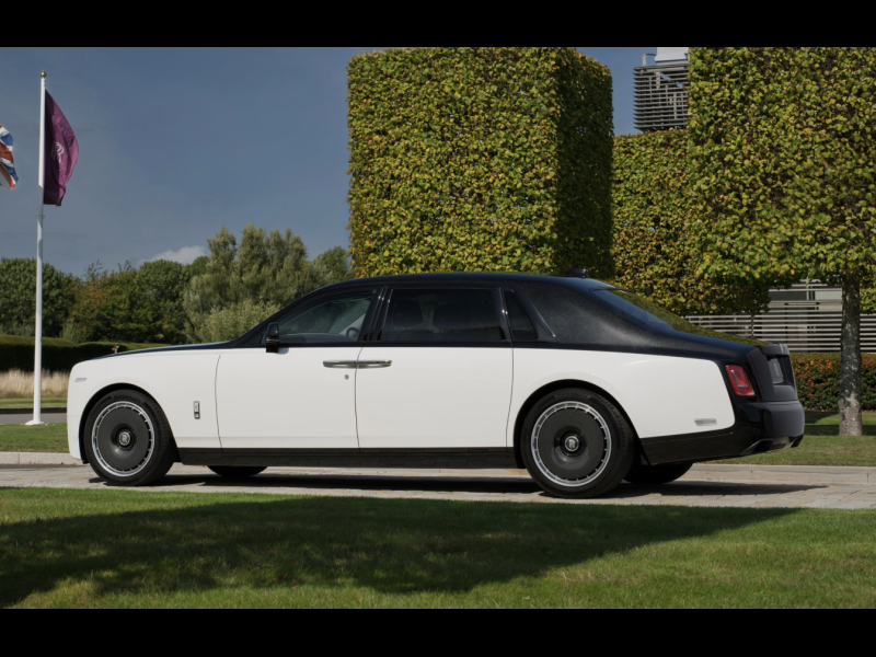 Купить Rolls-Royce Phantom Centenary бензин 2026 id-1007858 в Киеве, Фото №1