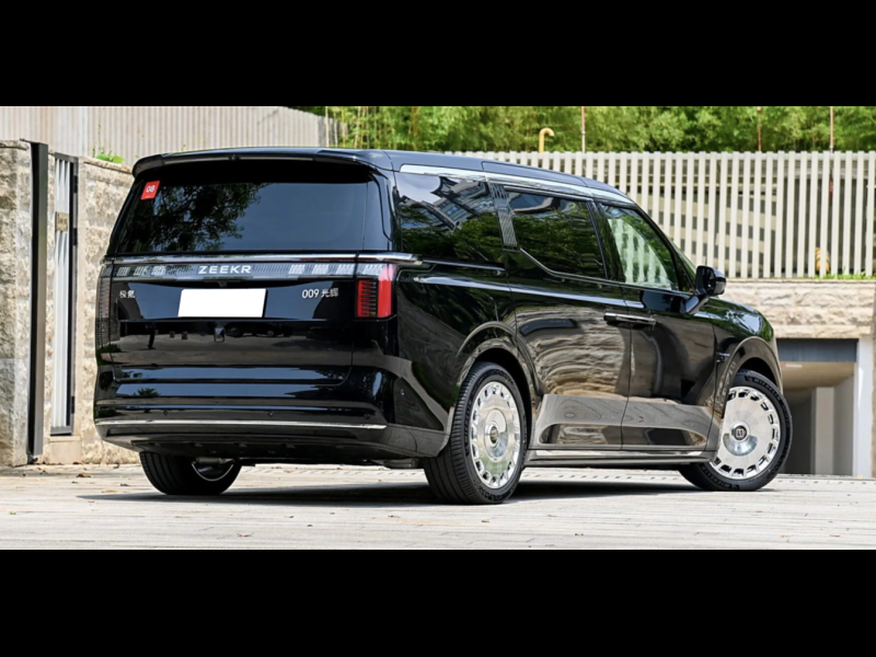 Zeekr 009 электро 2025 id-1007863 Купить Zeekr 009 электро 2025 id-1007863 в Киеве, Фото №1