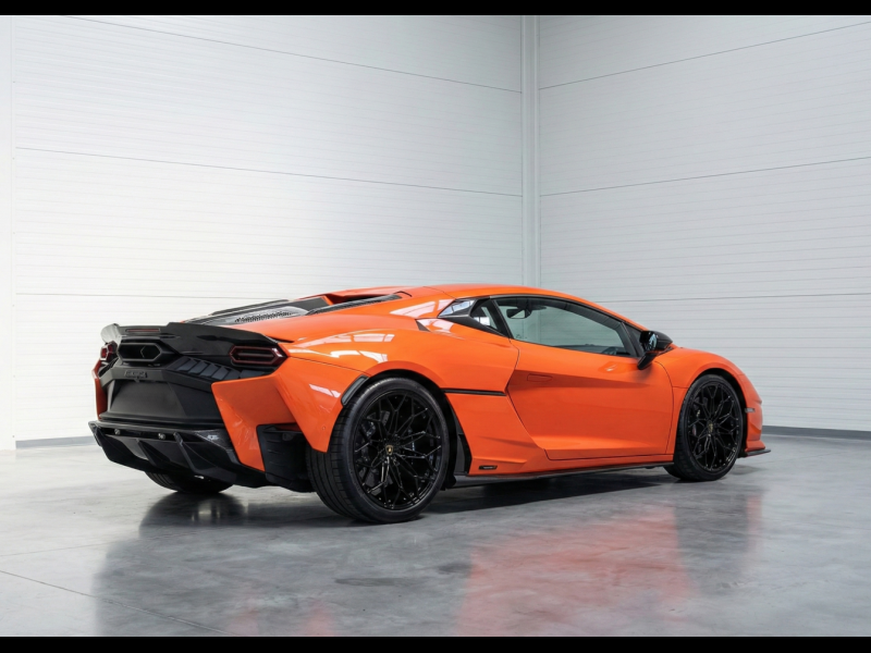 Купить Lamborghini Temerario гибрид 2026 id-1007916 в Киеве, Фото №3