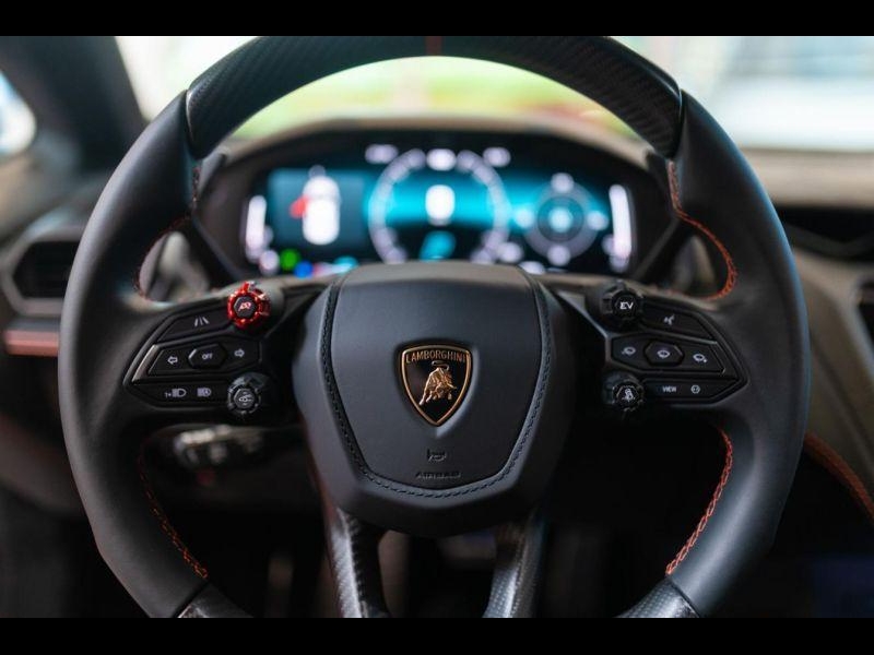 Купить Lamborghini Temerario гибрид 2026 id-1007916 в Киеве, Фото №6