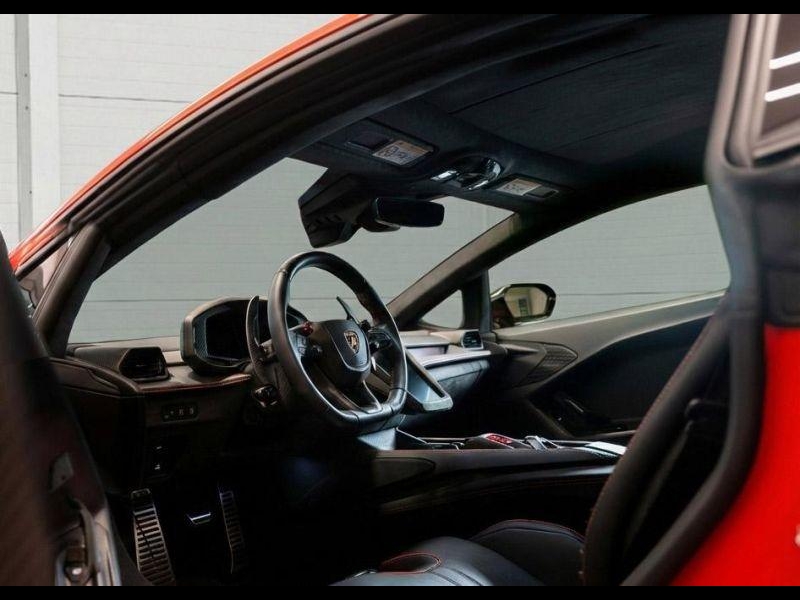 Купить Lamborghini Temerario гибрид 2026 id-1007916 в Киеве, Фото №5