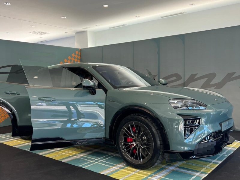 Porsche Cayenne Turbo Electric электро 2026 id-1007976 Купить Porsche Cayenne Turbo Electric электро 2026 id-1007976 в Киеве, Фото №11