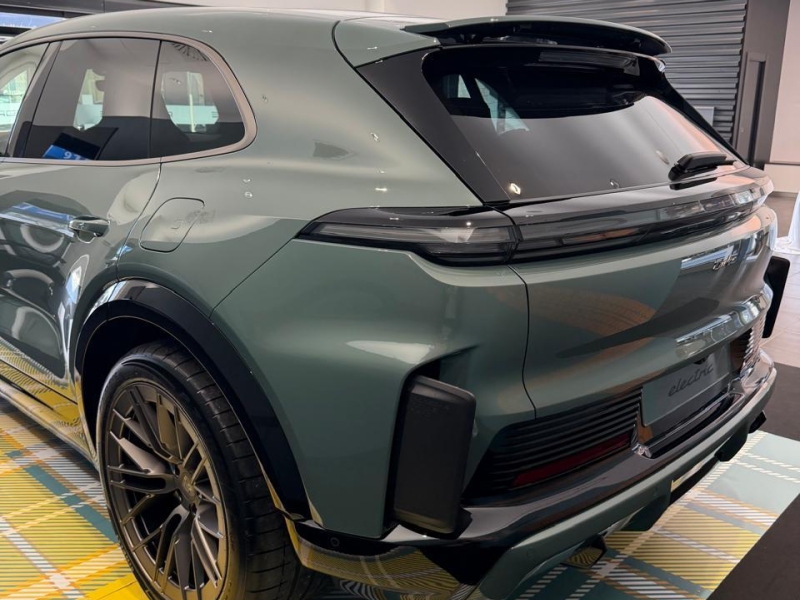 Porsche Cayenne Turbo Electric электро 2026 id-1007976 Купить Porsche Cayenne Turbo Electric электро 2026 id-1007976 в Киеве, Фото №13