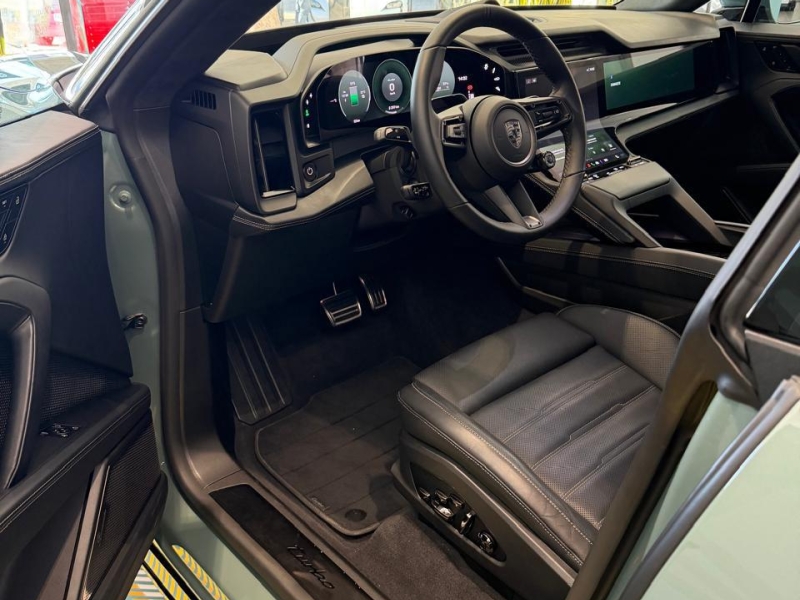 Porsche Cayenne Turbo Electric электро 2026 id-1007976 Купить Porsche Cayenne Turbo Electric электро 2026 id-1007976 в Киеве, Фото №16