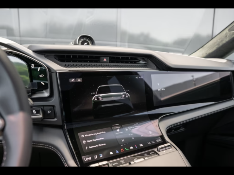 Купить Porsche Cayenne Turbo Electric электро 2026 id-1007976 в Киеве, Фото №17