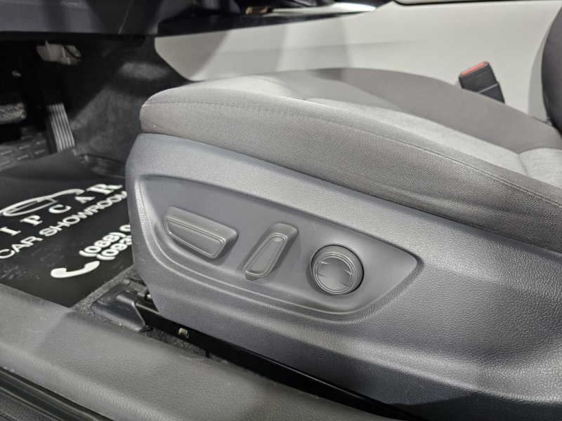 Toyota Camry бензин 2017 id-1007982 Купить Toyota Camry бензин 2017 id-1007982 в Киеве, Фото №23