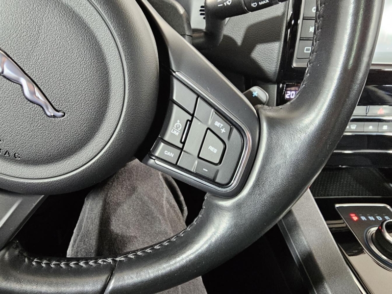 Купить Jaguar F-Pace бензин 2017 id-1007996 в Киеве, Фото №37