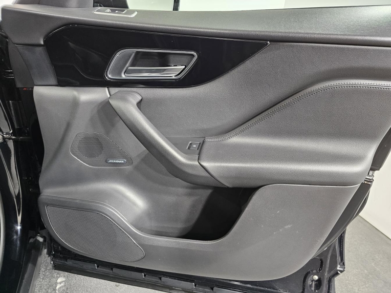 Купить Jaguar F-Pace бензин 2017 id-1007996 в Киеве, Фото №20