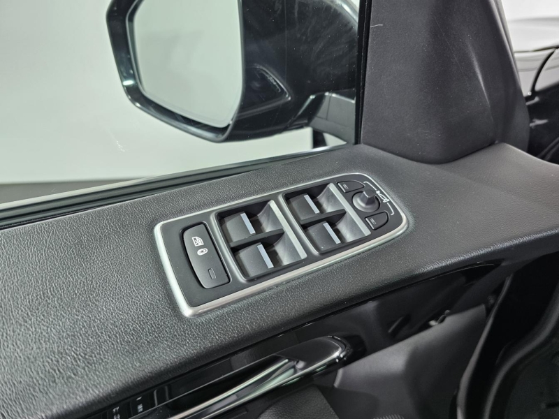 Купить Jaguar F-Pace бензин 2017 id-1007996 в Киеве, Фото №27