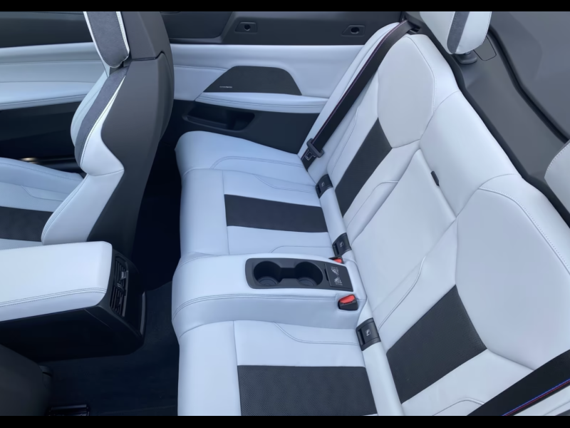 Купить BMW M4 бензин 2026 id-1007997 в Киеве, Фото №4