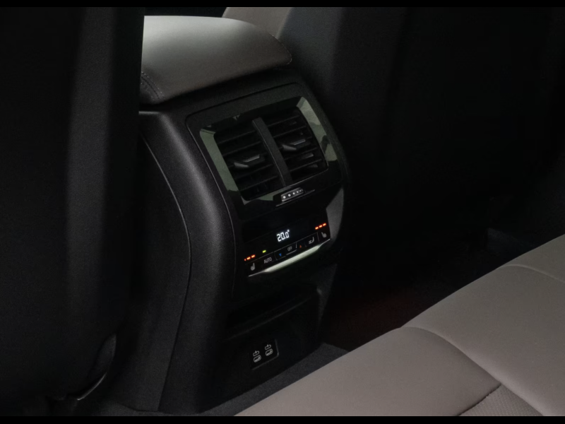 Купить BMW X4 M Competition бензин 2026 id-1008012 в Киеве, Фото №13