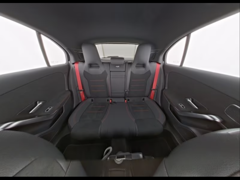 Купить Mercedes-Benz A 35 AMG бензин 2025 id-1008023 в Киеве, Фото №4