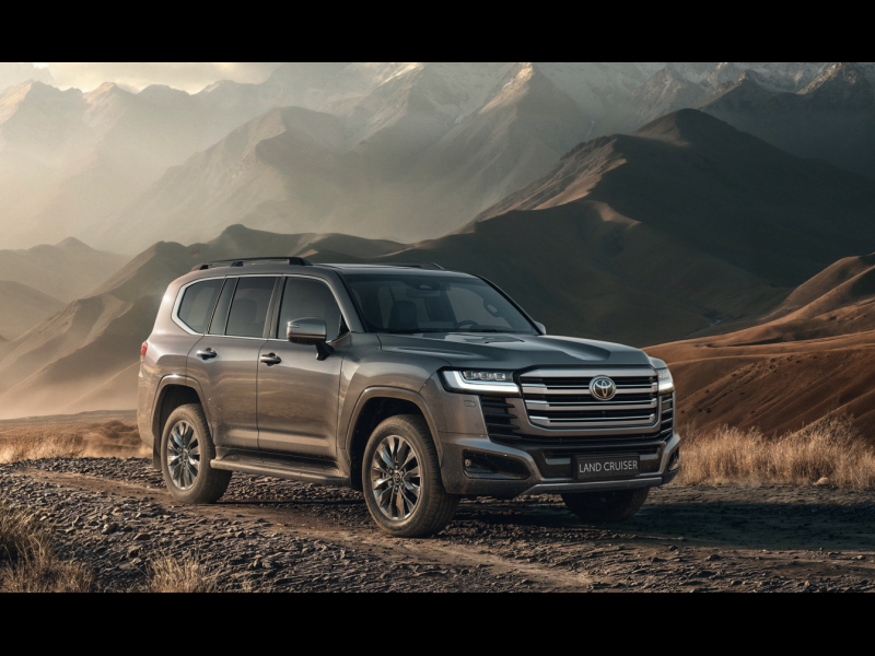 Toyota Land Cruiser 300 Hybrid гибрид 2026 id-1008033