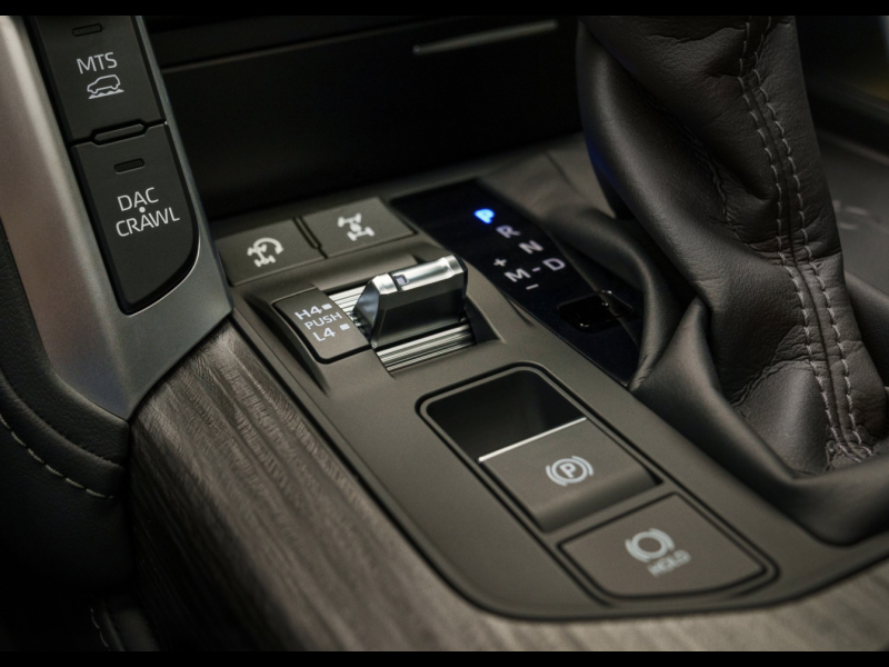 Toyota Land Cruiser 300 Hybrid гибрид 2026 id-1008033 Купить Toyota Land Cruiser 300 Hybrid гибрид 2026 id-1008033 в Киеве, Фото №3