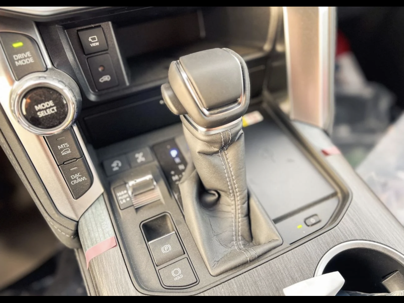 Купить Toyota Land Cruiser 300 Hybrid гибрид 2026 id-1008033 в Киеве, Фото №4