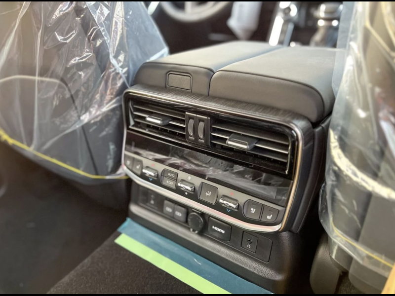 Купить Toyota Land Cruiser 300 Hybrid гибрид 2026 id-1008033 в Киеве, Фото №12