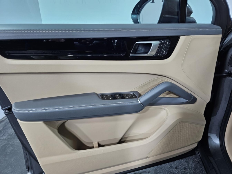 Купить Porsche Cayenne Coupe бензин 2023 id-1008045 в Киеве, Фото №23